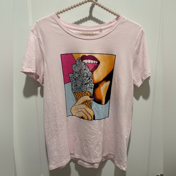 Guess Women’s Graphic Ice Cream Print Pink T-Shirt - M - Picture 3 of 7